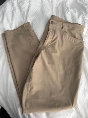 Men's Classic Straight dress Pants - Khaki